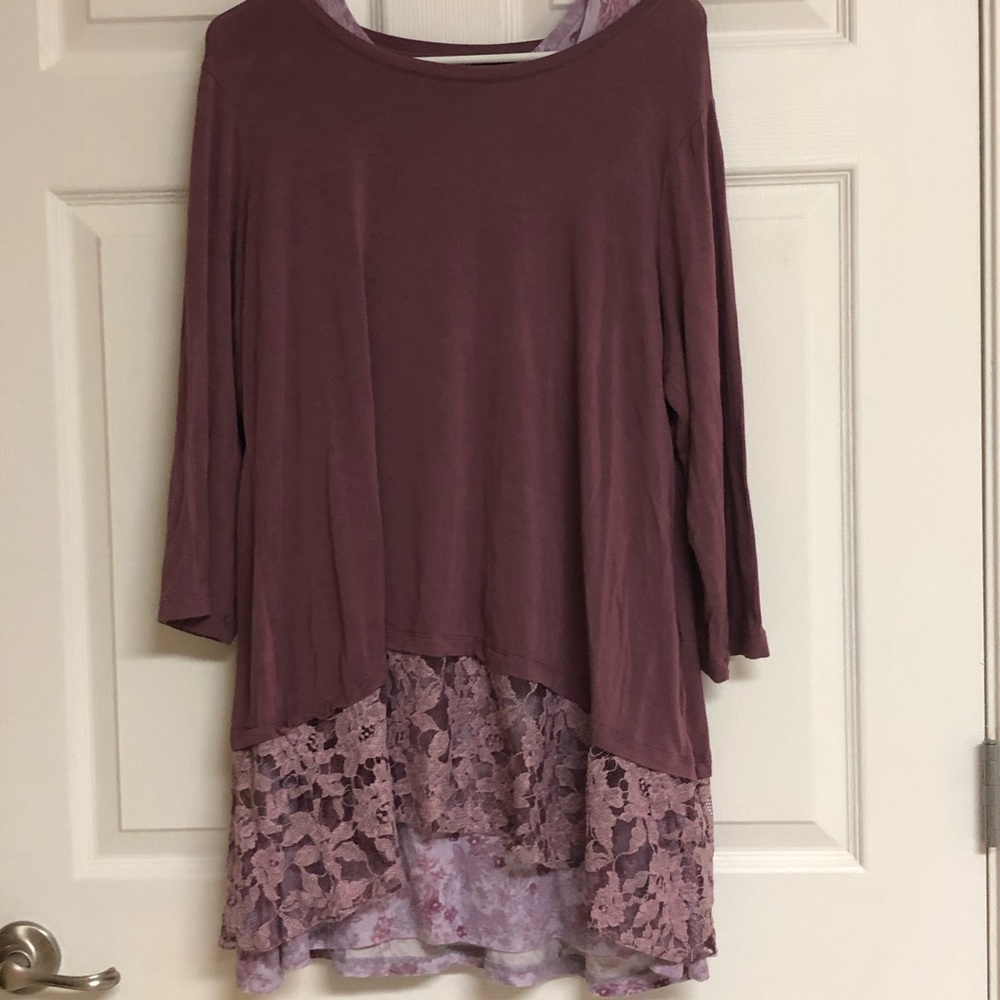 LOGO 2pc layered top